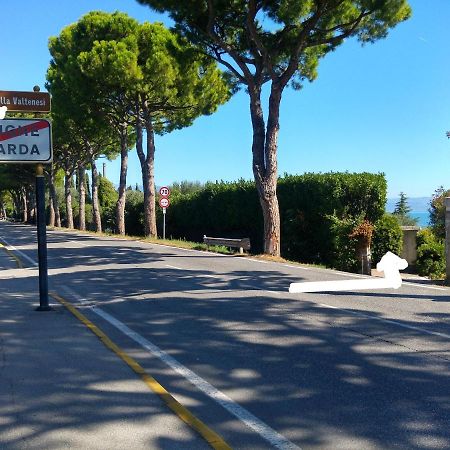 Casa Amigo Bed & Breakfast Padenghe sul Garda Exterior photo