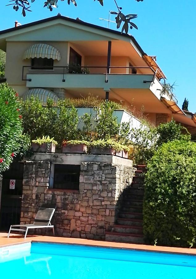 Casa Amigo Bed & Breakfast Padenghe sul Garda Exterior photo