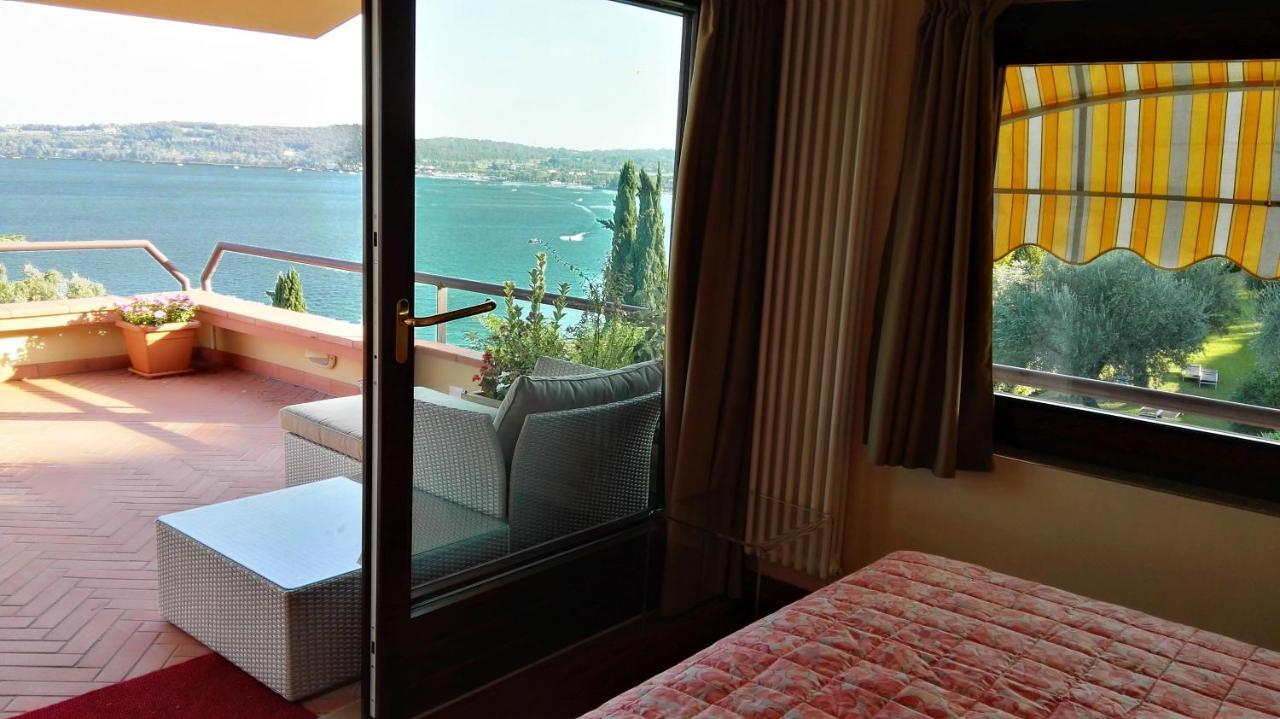 Casa Amigo Bed & Breakfast Padenghe sul Garda Exterior photo