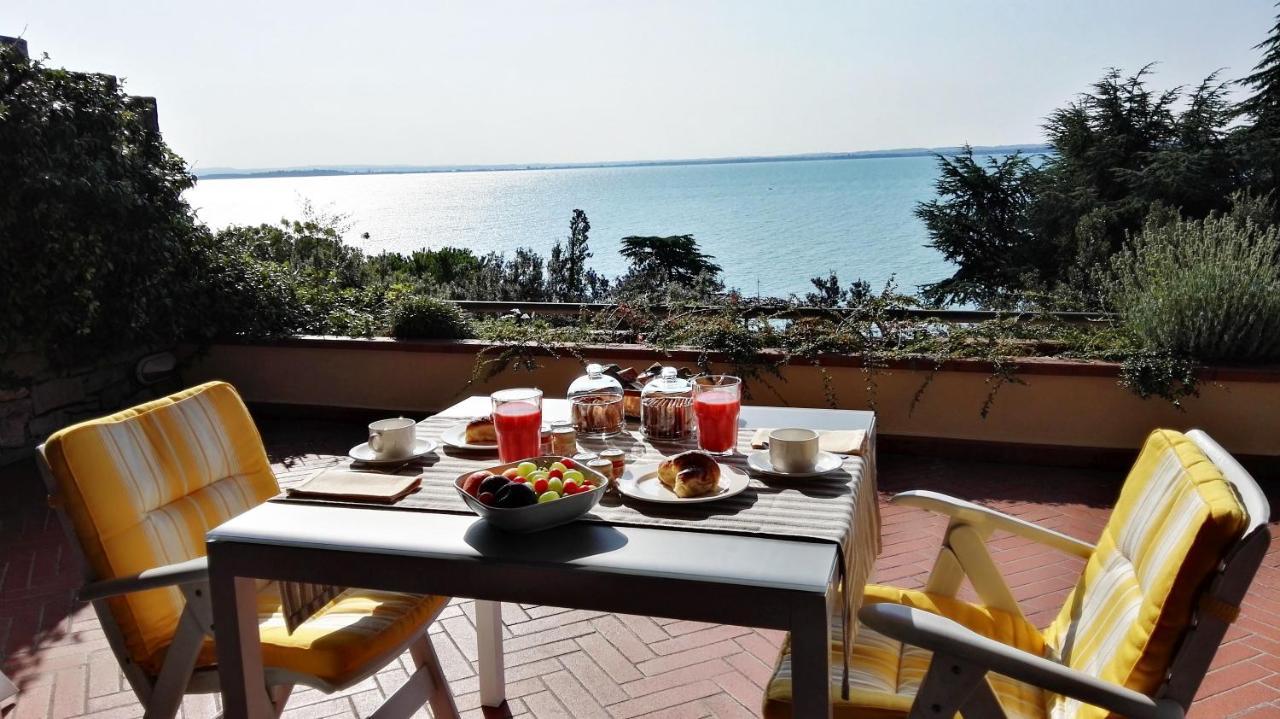 Casa Amigo Bed & Breakfast Padenghe sul Garda Exterior photo