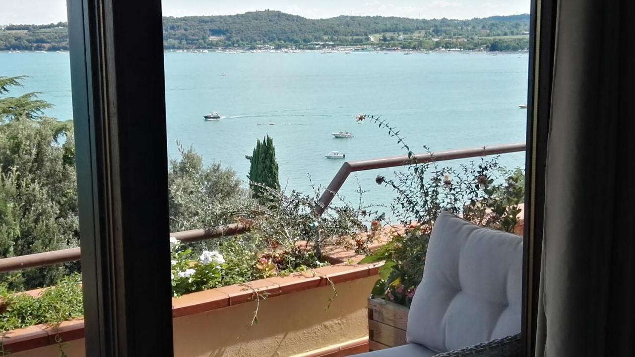 Casa Amigo Bed & Breakfast Padenghe sul Garda Exterior photo