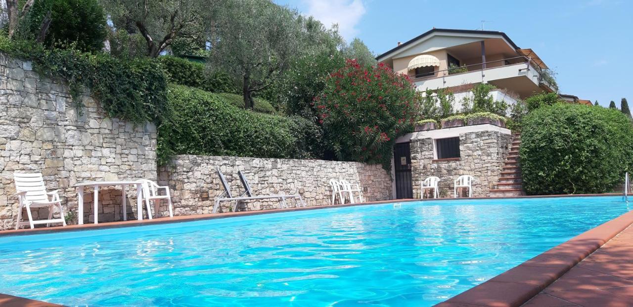 Casa Amigo Bed & Breakfast Padenghe sul Garda Exterior photo